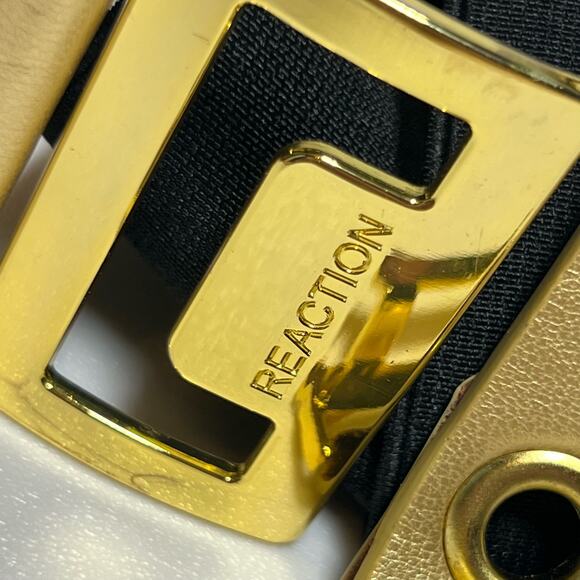 Kenneth Cole Reaction Gold Faux Leather Belt Stretch Cinch Size Medium Large - Picture 2 of 11